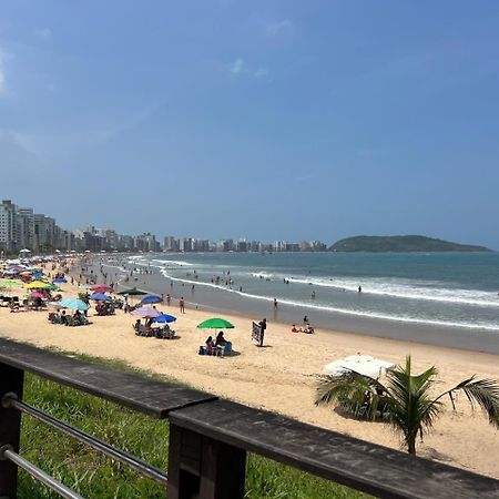 Apt 3Q Luxo Com Ar E Jacuzzi Na Beira Mar Guarapari Exteriör bild