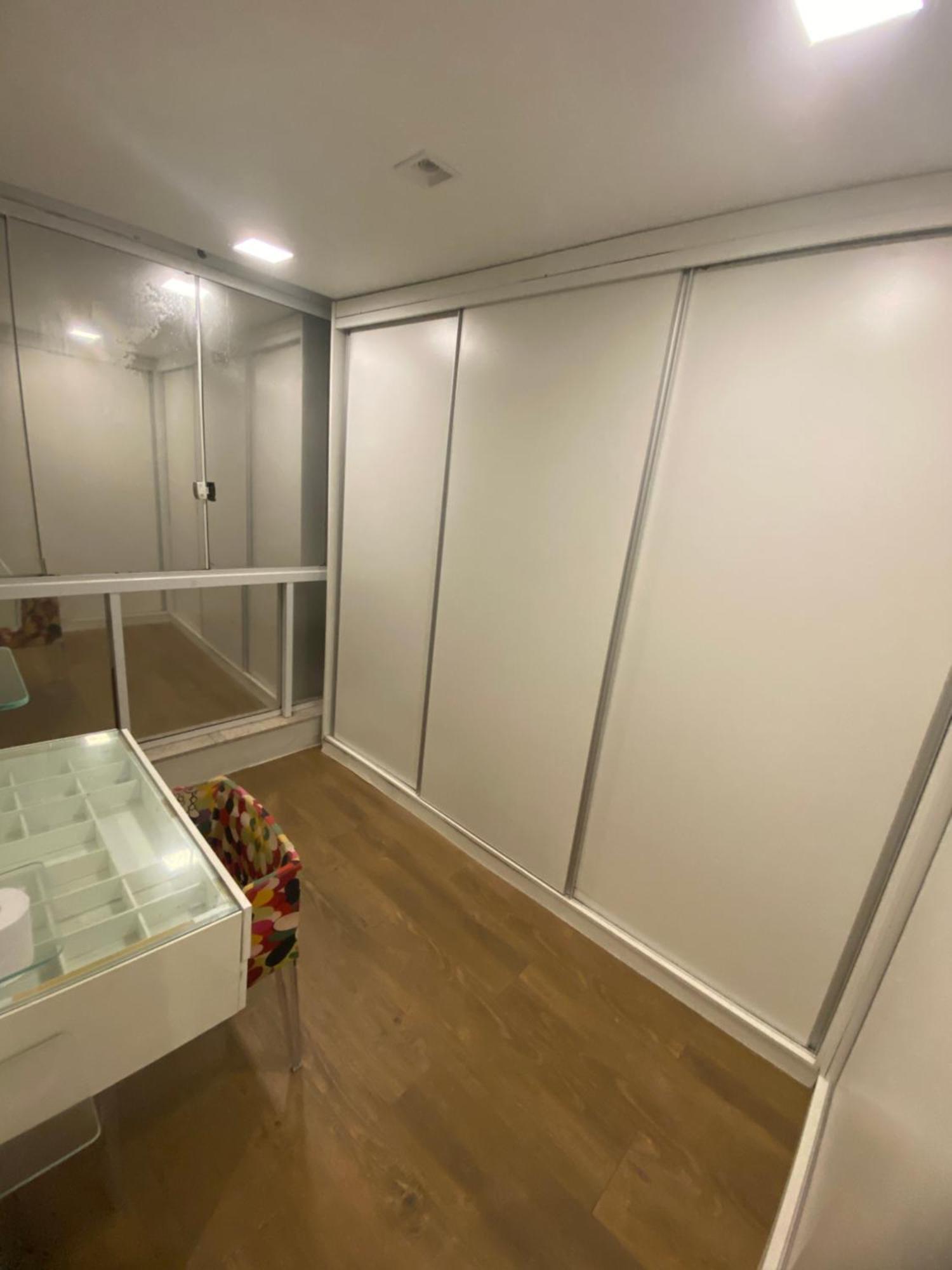 Apt 3Q Luxo Com Ar E Jacuzzi Na Beira Mar Guarapari Exteriör bild
