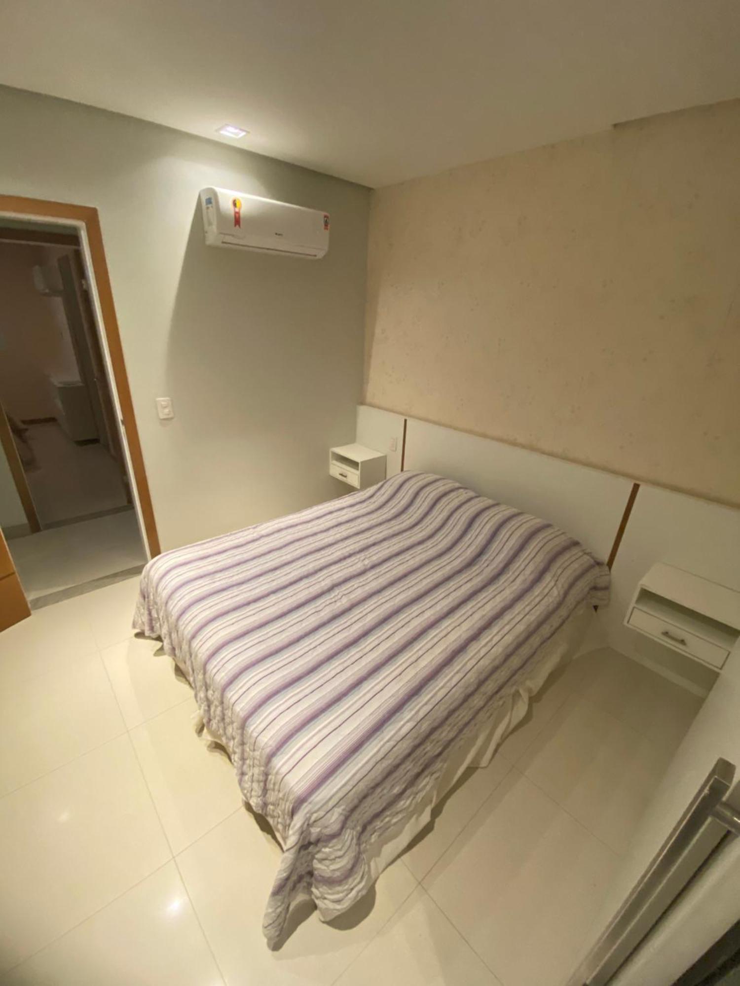 Apt 3Q Luxo Com Ar E Jacuzzi Na Beira Mar Guarapari Exteriör bild
