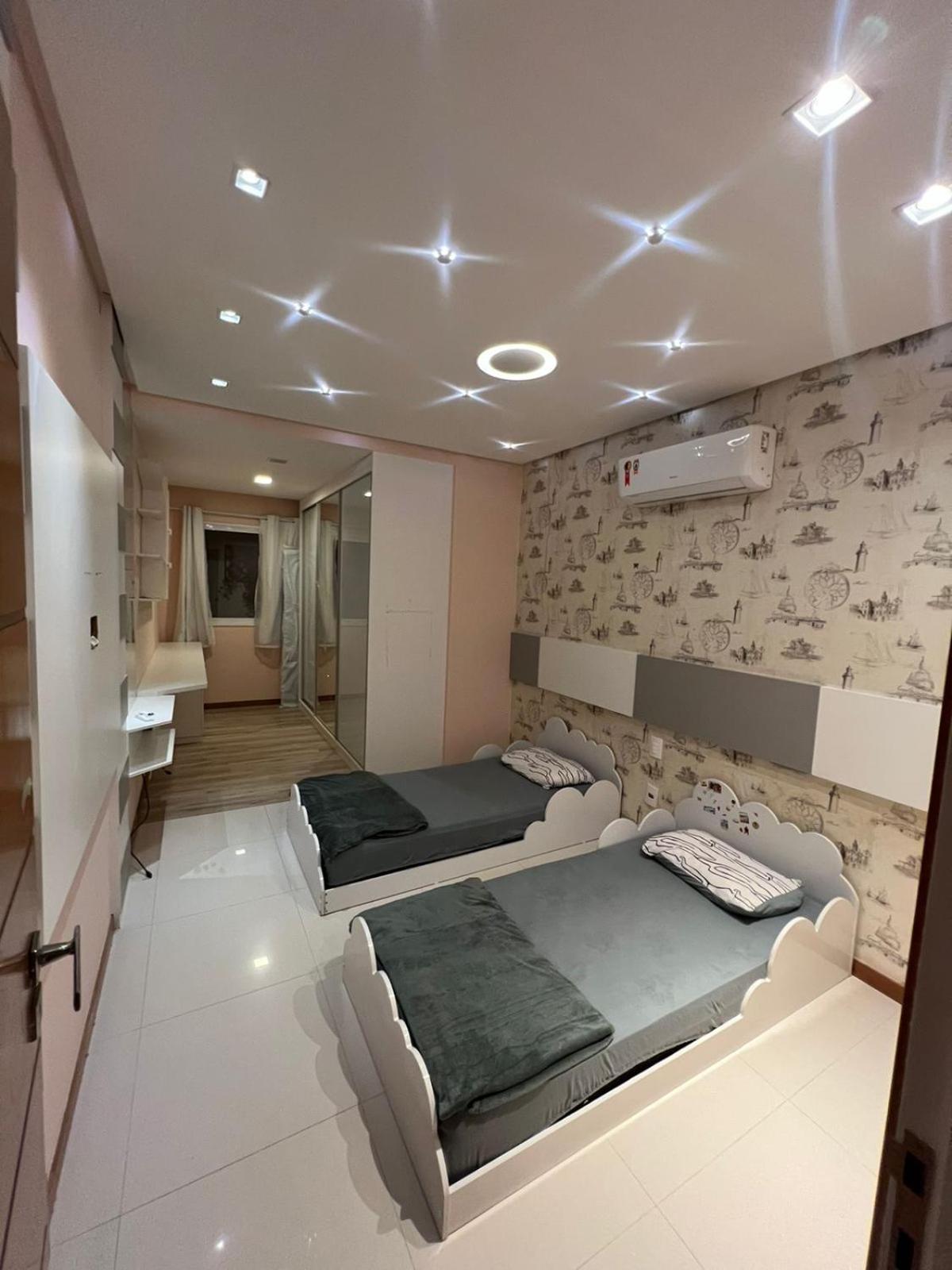 Apt 3Q Luxo Com Ar E Jacuzzi Na Beira Mar Guarapari Exteriör bild