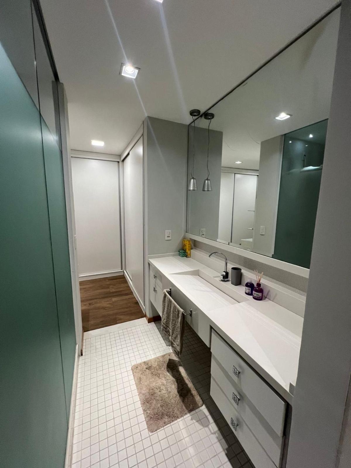 Apt 3Q Luxo Com Ar E Jacuzzi Na Beira Mar Guarapari Exteriör bild